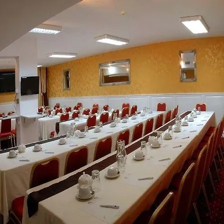 Pearl Hotel
